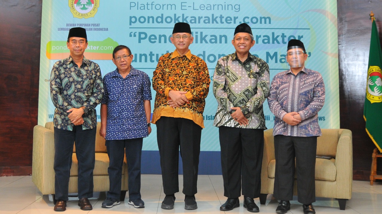 Pondokkarakter.com
