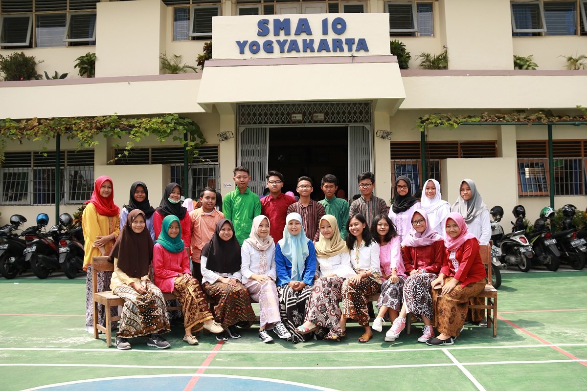 SMA Terbaik DIY