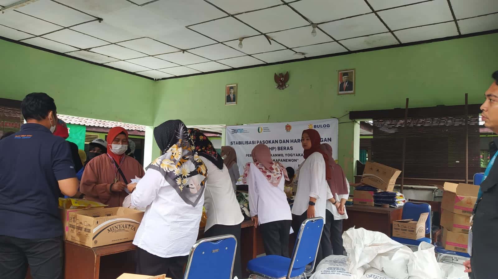 Pasar murah bahan pokok