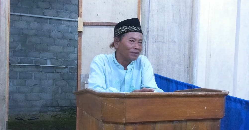 Lurah Kulwaru Mengikuti Khataman di Masjid Baitul Makmur Kulwaru