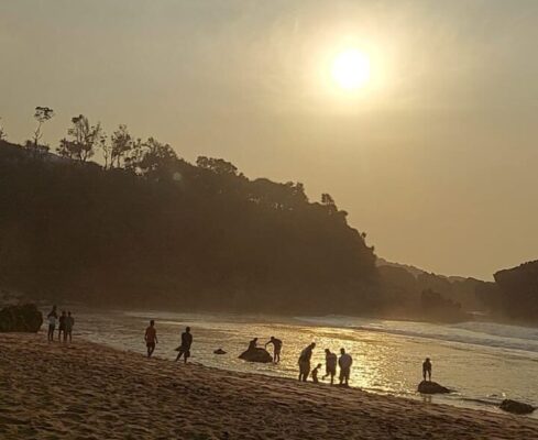 Sunrise di Pantai Jungwok (LINESGK)