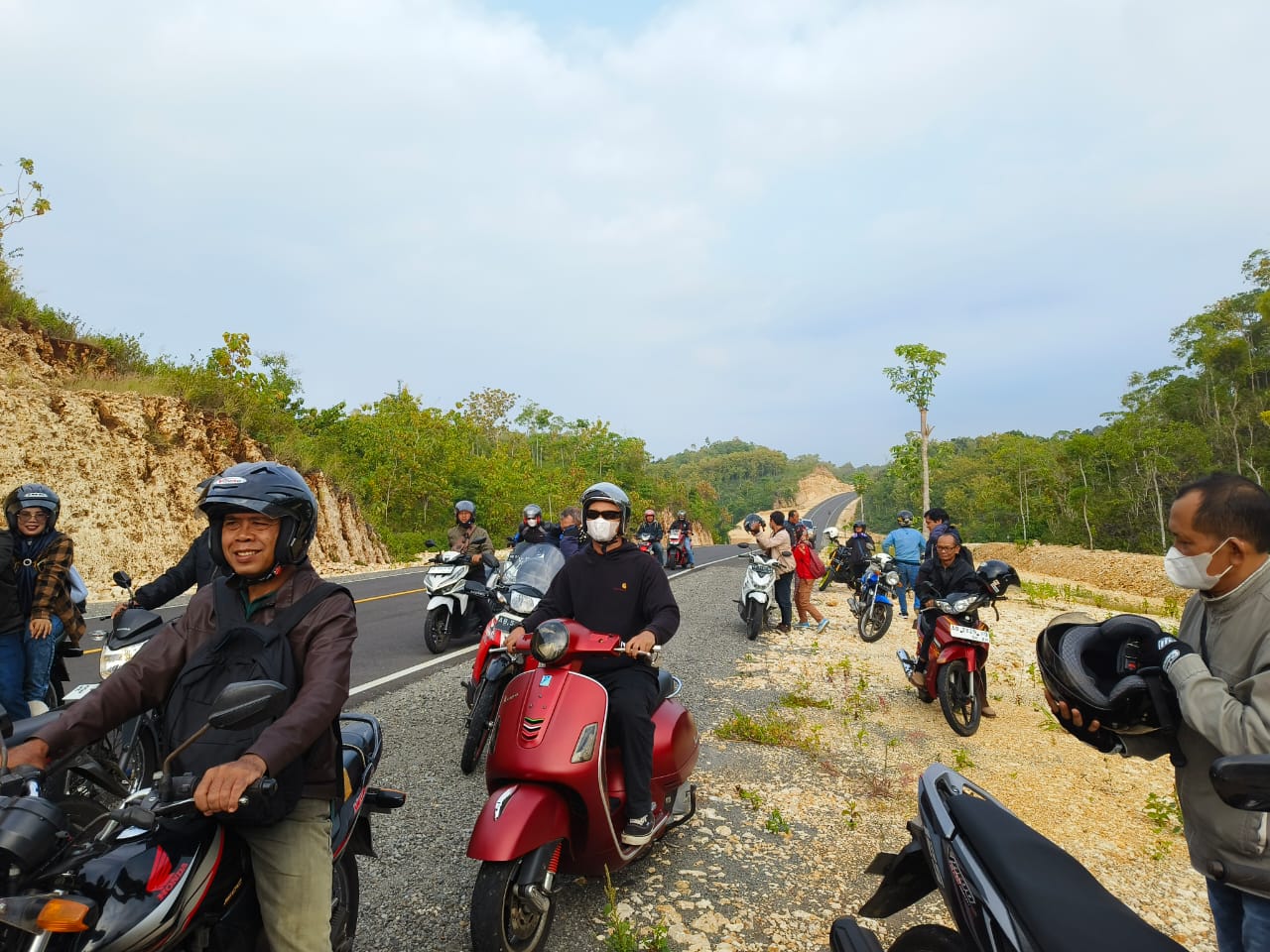 Touring Wisata