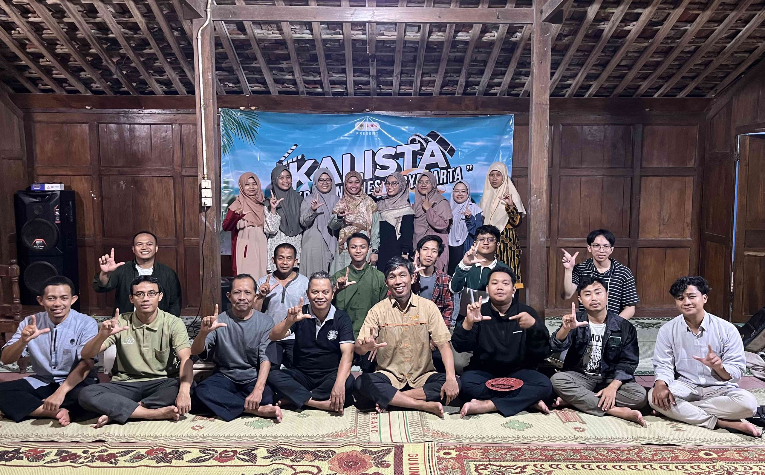 Berfoto Bersama Usai Pembukaan Kalista