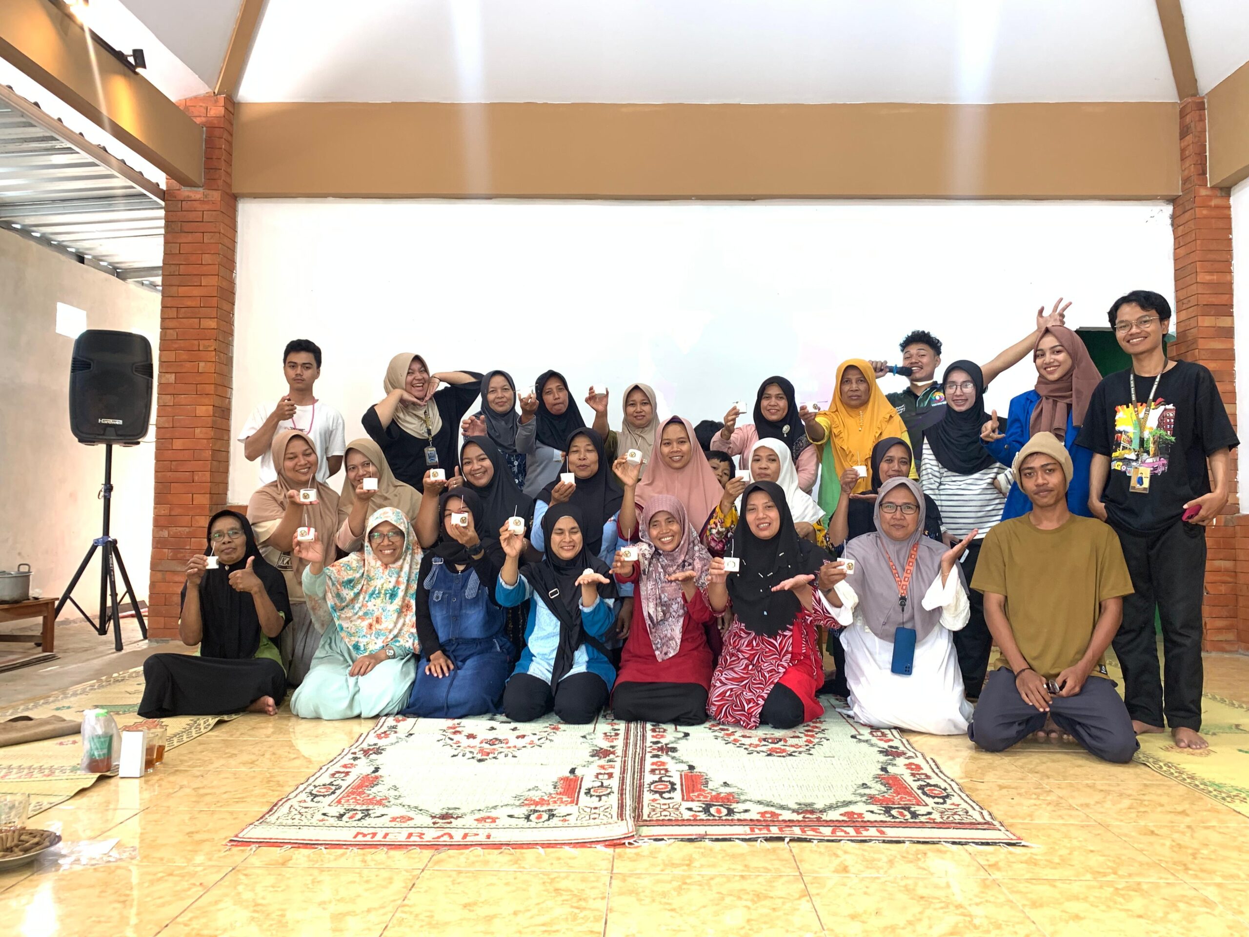 pelatihan pembuatan lilin