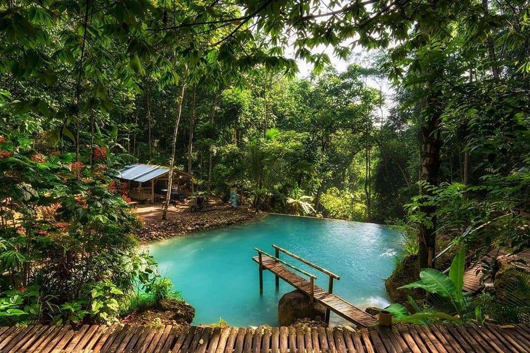 Pesona Alam Air Terjun Kembang Soka di Jogja