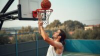 Tips Tingkatkan Akurasi Shooting Bola Basket dengan Efektif