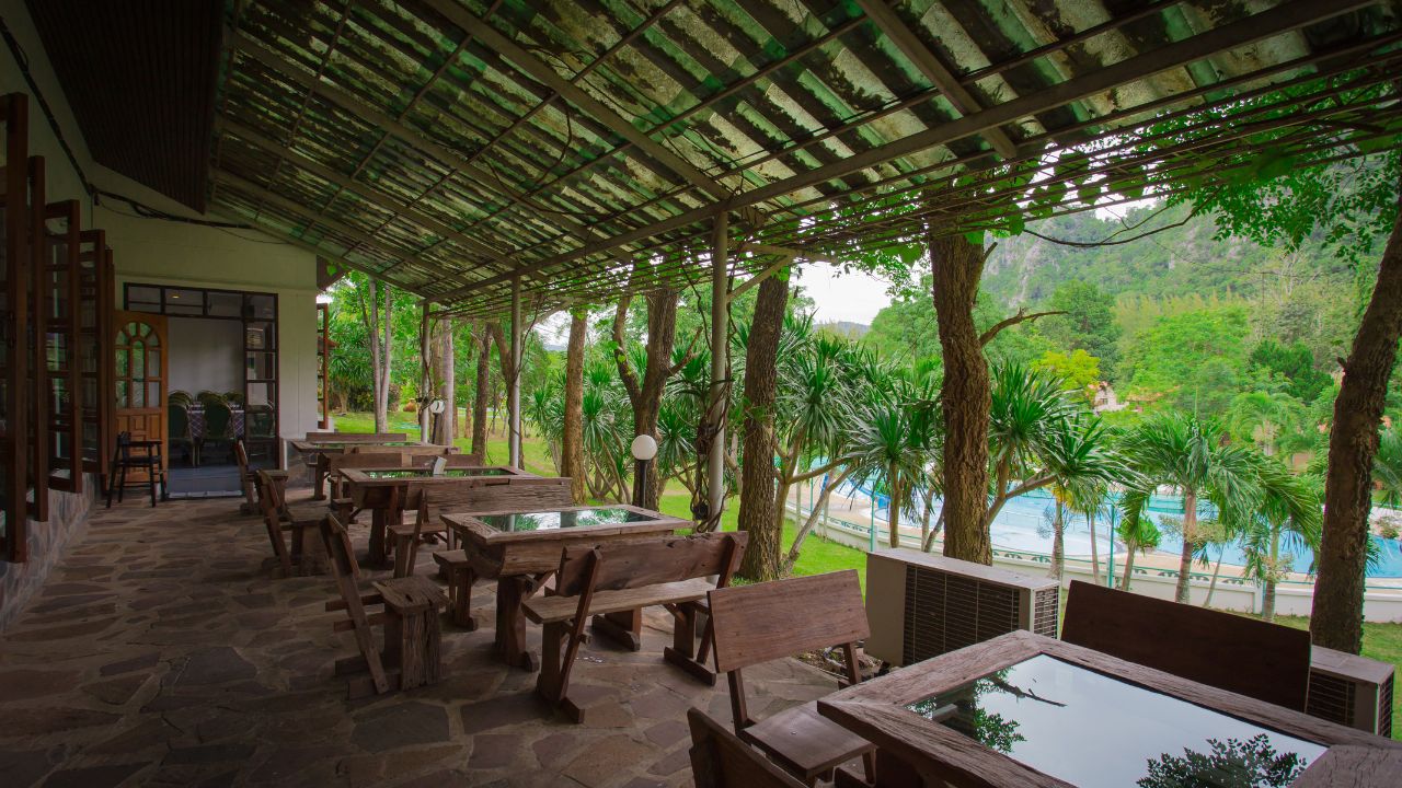 Rumah Makan Alam di Jogja