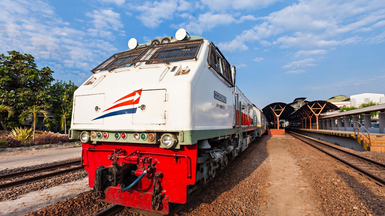 Jadwal Wisata Kereta Wisata Prambanan Ekspres
