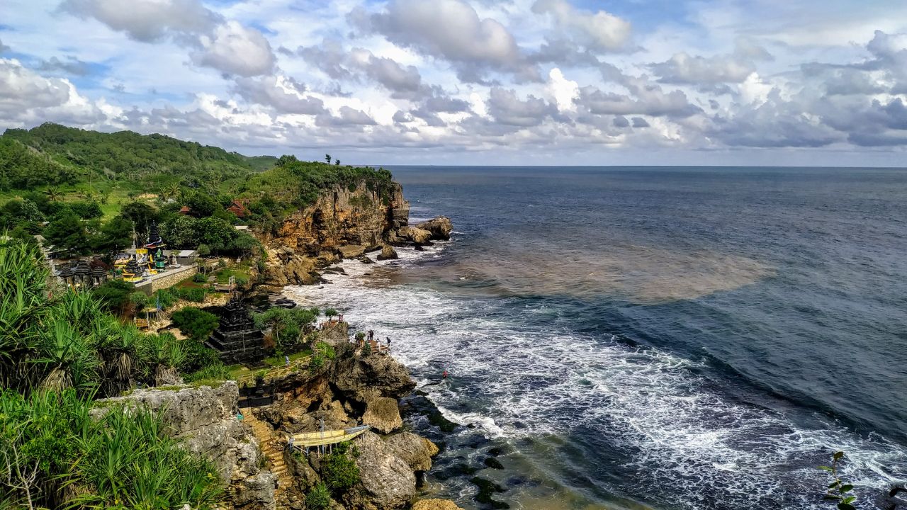 Pantai Tersembunyi di Gunungkidul