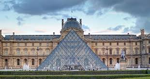 10 Destinasi Wisata Museum Populer di Dunia yang Wajib Dikunjungi