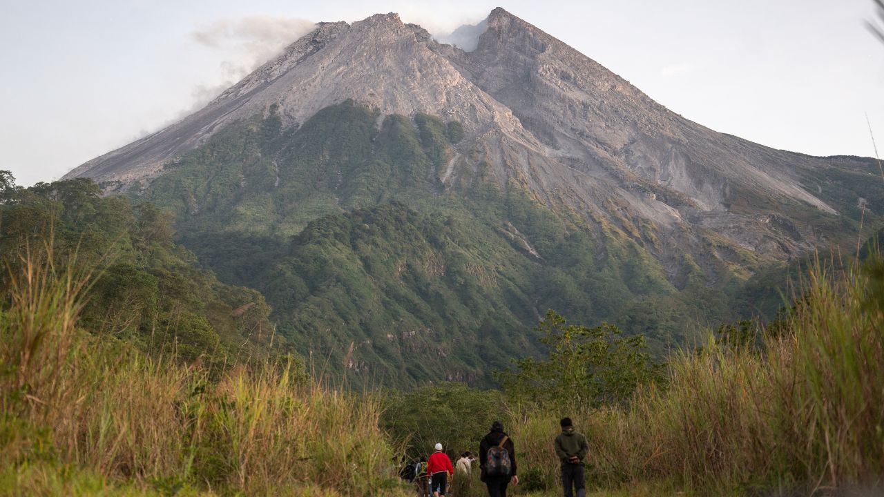 Sejarah Singkat Upacara Labuhan Merapi