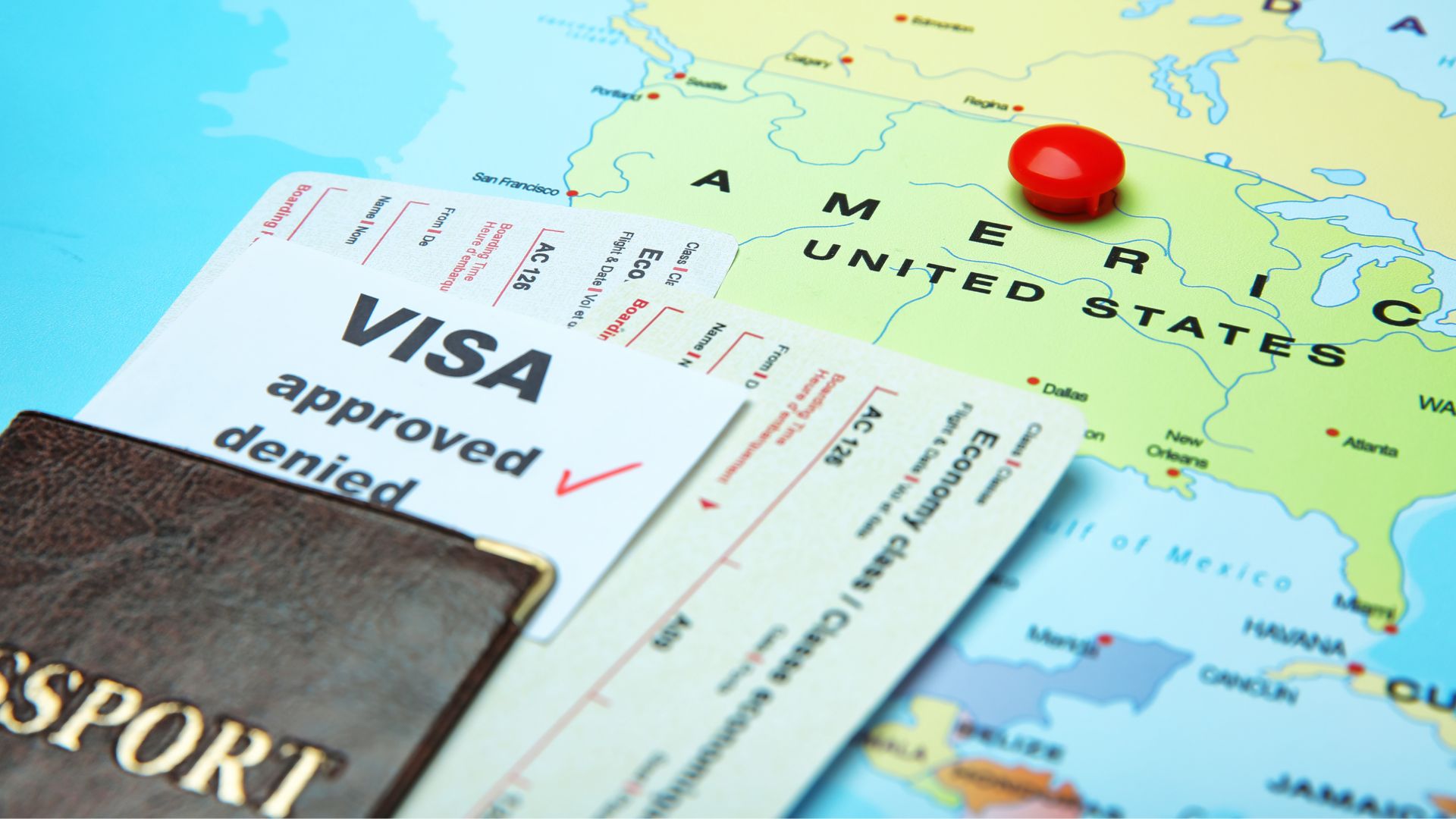WNA Swiss dideportasi karena salahgunakan visa
