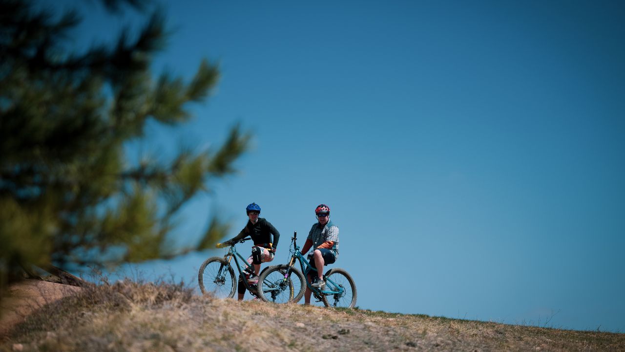 Wisata Sepeda Santai di Kawasan Candi