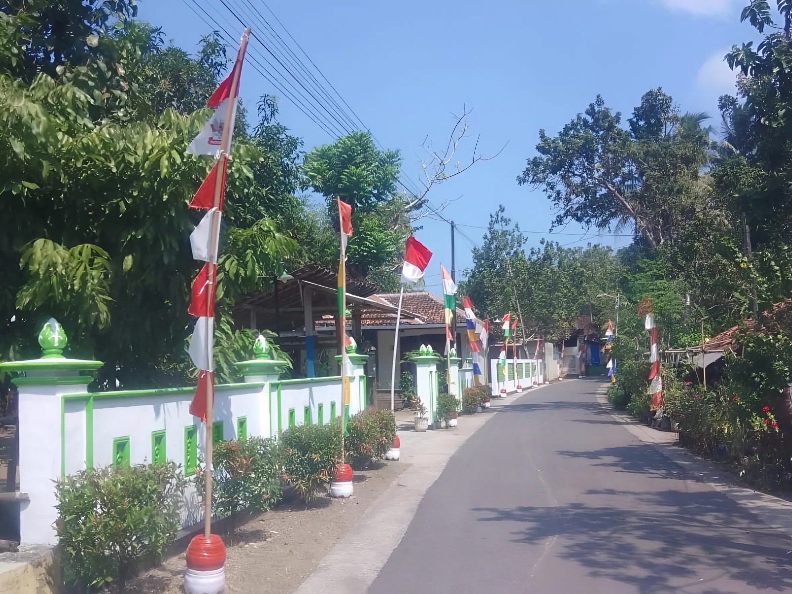 Inovasi Ramah Lingkungan Bagi Warga Galur dalam Memeriahkan HUT RI ke 80