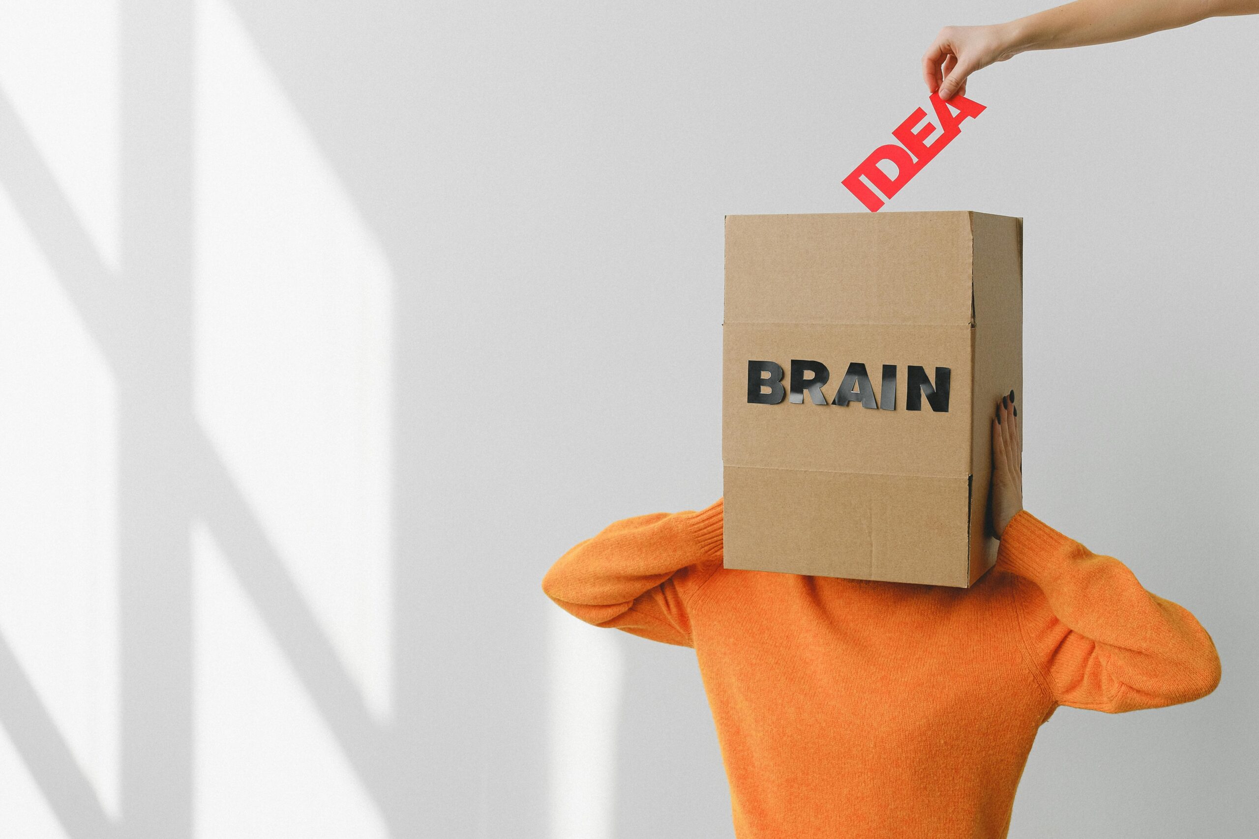 7 Kebiasaan Sehari-hari yang Bikin Otak Jadi Kurang Cerdas dan Cara Mengatasinya 