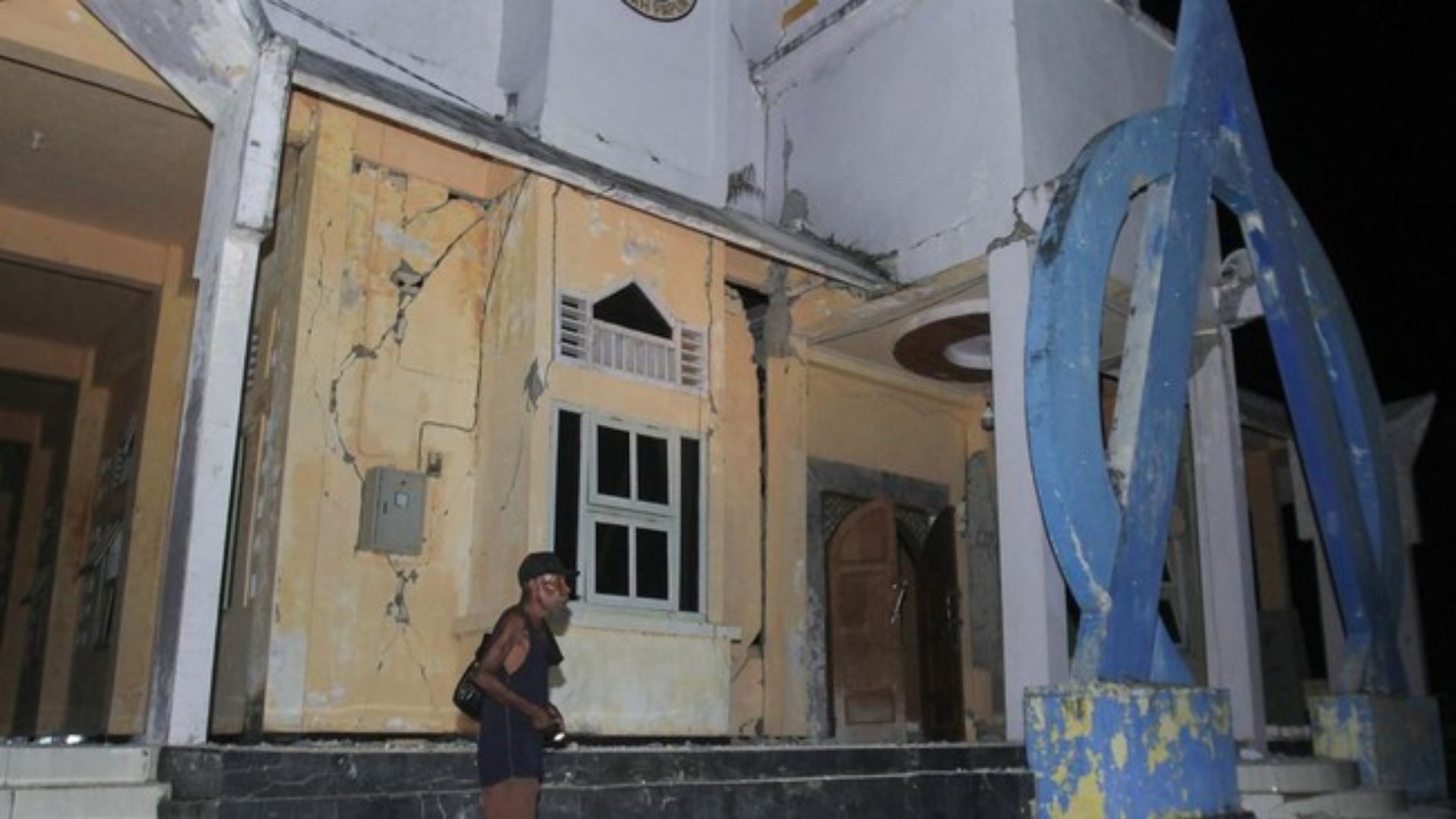 Gempa M 5,7 Banyuwangi Situbondo