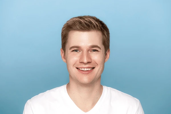 7 Gaya Rambut Pendek Laki-Laki yang Tepat Sesuai Bentuk Wajah untuk Tampilan Maksimal