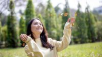 10 Kebiasaan Orang Paling Bahagia Setiap Hari yang Wajib Kamu Tiru dan Bikin Hidupmu Bersemangat
