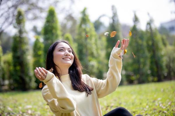 10 Kebiasaan Orang Paling Bahagia Setiap Hari yang Wajib Kamu Tiru dan Bikin Hidupmu Bersemangat