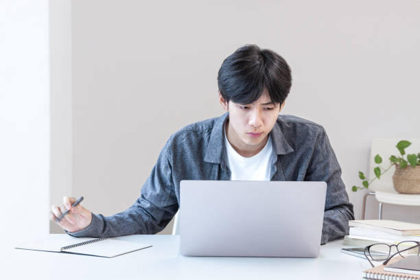 7 Manfaat Gaya Hidup Minimalis untuk Pria yang Ingin Hidup Lebih Berkualitas dan Produktif