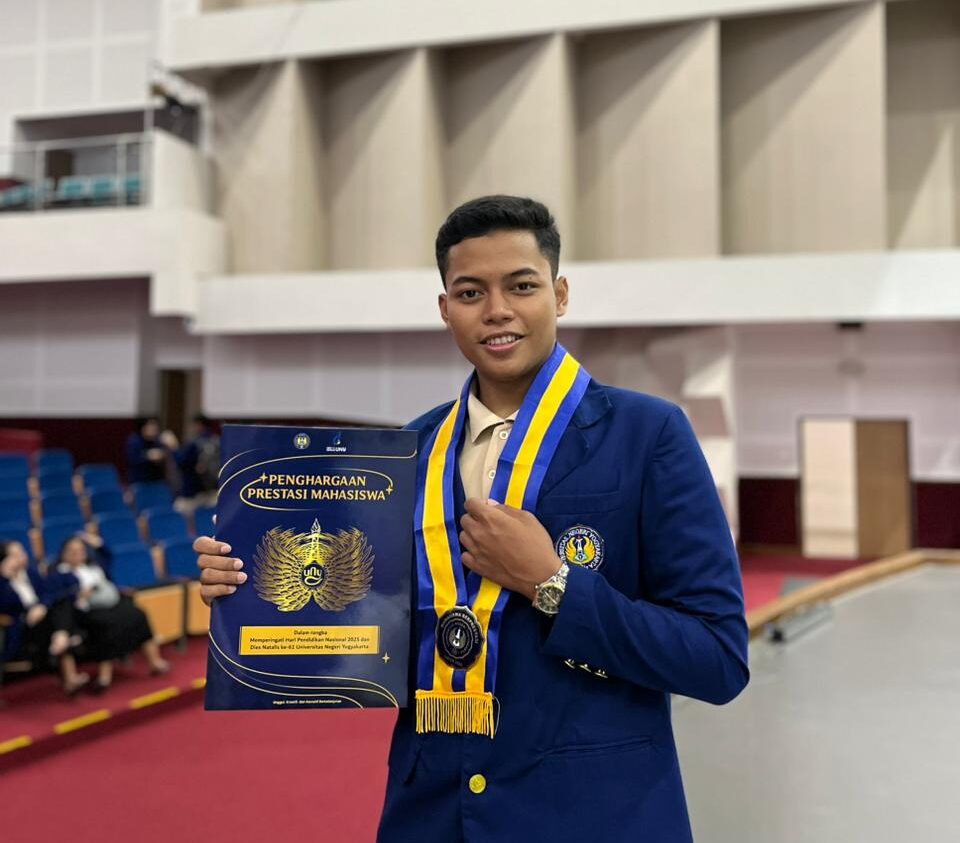 Mahasiswa UNY Berprestasi