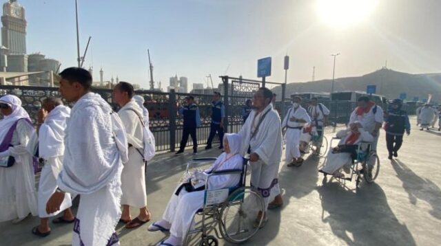 Bibir Pecah-pecah di Tanah Suci