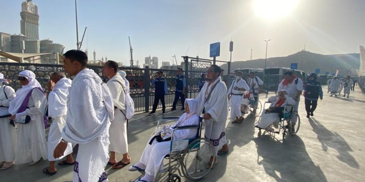 Bibir Pecah-pecah di Tanah Suci